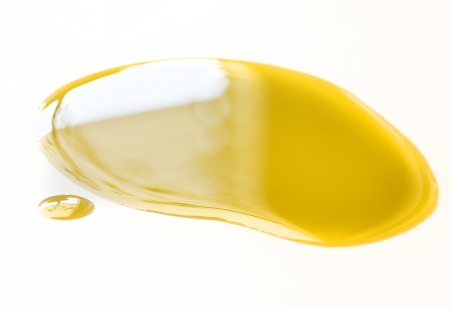 Olej z konopného semena vs. Hemp oil vs. Kanabisový olej vs. CBD olej vs. Kanabidiol